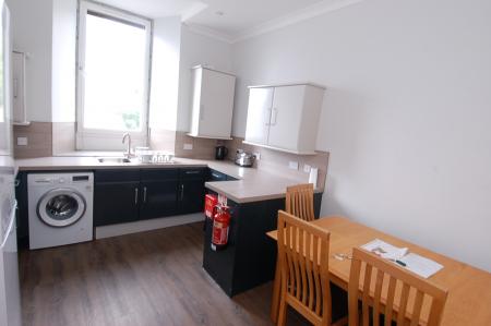 3 bedroom Flat to let in Dumbarton Road, Stirling Town, Stirling, FK8