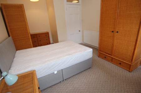 2 bedroom Flat to let in Union Steet, Stirling Town, Stirling, FK8