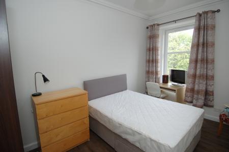 2 bedroom Flat to let in Union Steet, Stirling Town, Stirling, FK8