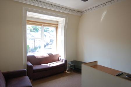 3 bedroom Flat to let in Barnton Street, Stirling, FK8