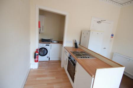 3 bedroom Flat to let in Barnton Street, Stirling, FK8