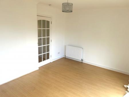 3 bedroom Semi-detached house to let in Clark Street, Bannockburn, Stirling, FK7