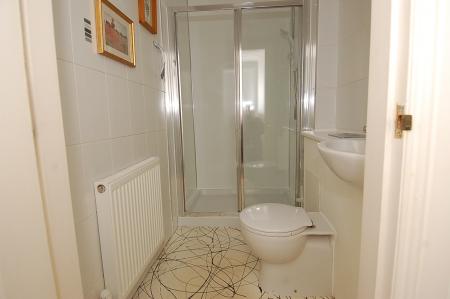 2 bedroom Flat to let in Queen Street, Stirling, FK8