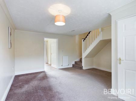 3 bedroom Semi-detached house to let in Oulton Road, Stone, ST15