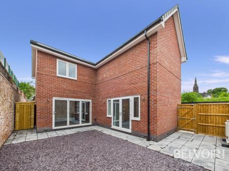 3 bedroom Semi-detached house for sale in Garden Street, Newcastle Under Lyme, ST5
