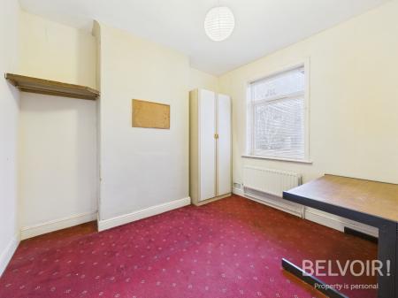 2 bedroom Terraced House for sale in John Street, Newcastle Under Lyme, ST5