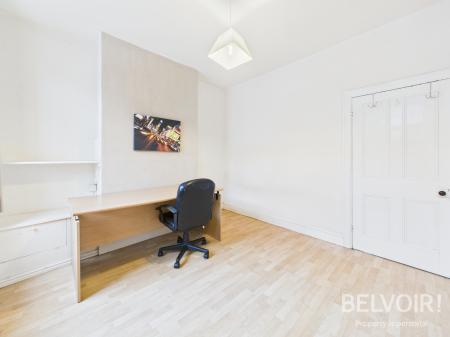 2 bedroom Terraced House for sale in John Street, Newcastle Under Lyme, ST5