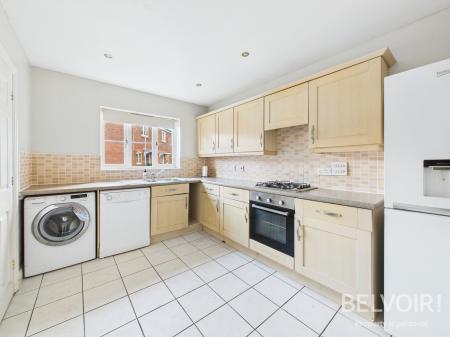 3 bedroom Town house for sale in Stoney Brook Close, Hixon, ST18
