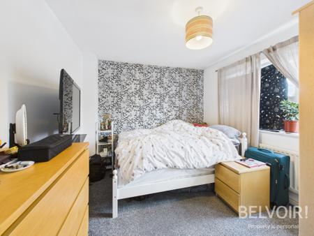 2 bedroom Flat for sale in Archers Walk, Trent Vale, Stoke On Trent, ST4