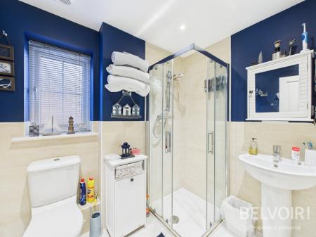 6 bedroom Detached house for sale in Rutland Close, Yarnfield, Stone, ST15