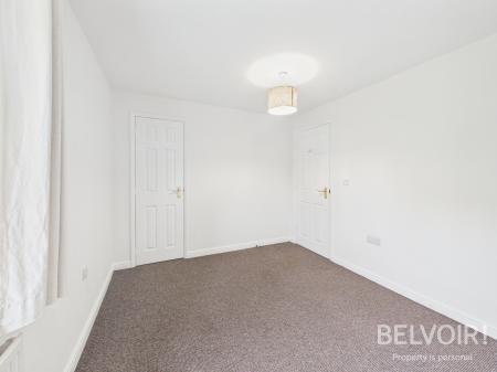 3 bedroom Town house to let in Navigation Loop, Stone, ST15