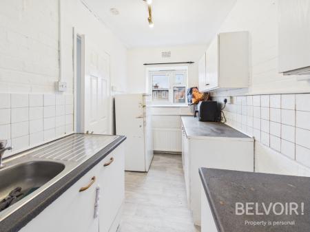 1 bedroom Flat for sale in Manor Rise, Walton, Stone, ST15