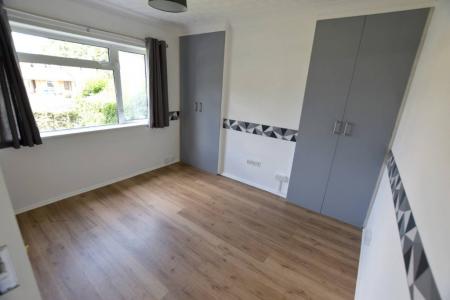 1 bedroom Flat to let in West Close, Walton, Stone, ST15