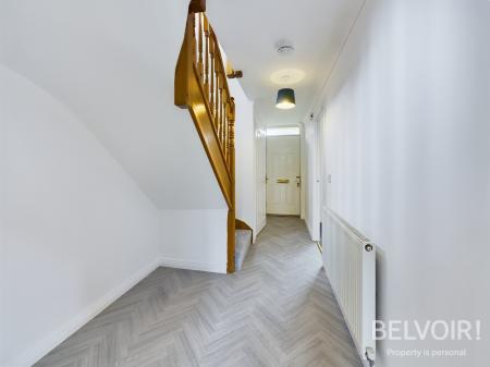 4 bedroom Town house to let in Navigation Loop, Stone, ST15