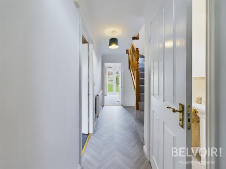 4 bedroom Town house to let in Navigation Loop, Stone, ST15