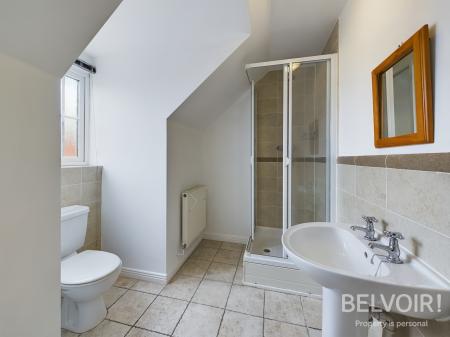 4 bedroom Town house to let in Navigation Loop, Stone, ST15