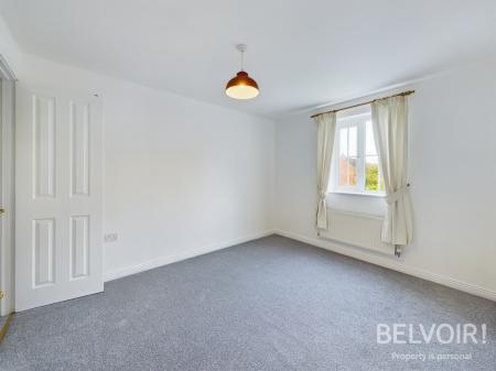 4 bedroom Town house to let in Navigation Loop, Stone, ST15