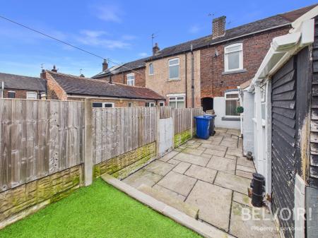 2 bedroom Terraced House for sale in Harrison Street, Newcastle Under Lyme, ST5