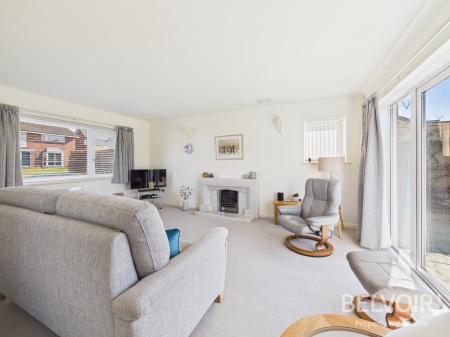4 bedroom Detached house for sale in Diamond Ridge, Barlaston, ST12