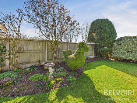 4 bedroom Detached house for sale in Diamond Ridge, Barlaston, ST12