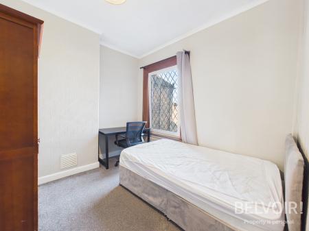 5 bedroom Terraced House for sale in Princes Road, Stoke On Trent, ST4