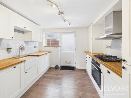 2 bedroom Terraced House for sale in Oulton Road, Stone, ST15