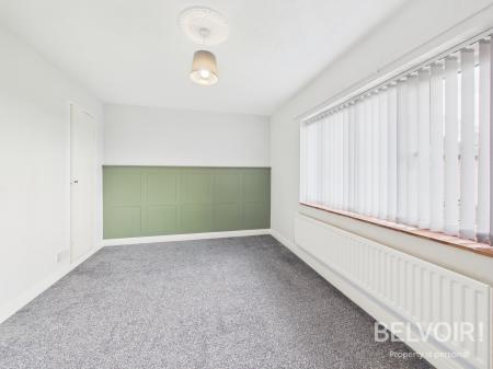 2 bedroom Flat for sale in Thistley Hough, Penkhull, Stoke On Trent, ST4