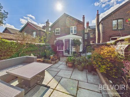 4 bedroom Terraced House for sale in Lower Oxford Road, May Bank, Newcastle Under Lyme, ST5