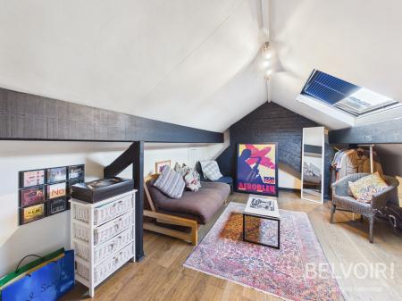 4 bedroom Terraced House for sale in Lower Oxford Road, May Bank, Newcastle Under Lyme, ST5