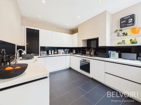 4 bedroom Terraced House for sale in Lower Oxford Road, May Bank, Newcastle Under Lyme, ST5