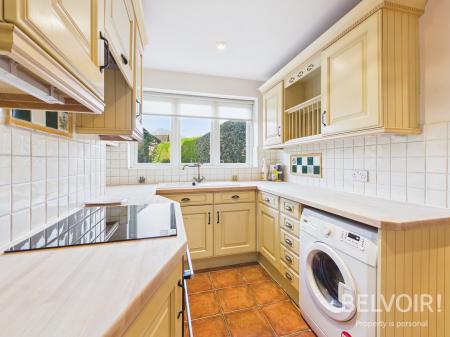 2 bedroom Terraced House to let in Stafford Road, Stone, ST15