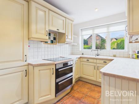 2 bedroom Terraced House to let in Stafford Road, Stone, ST15