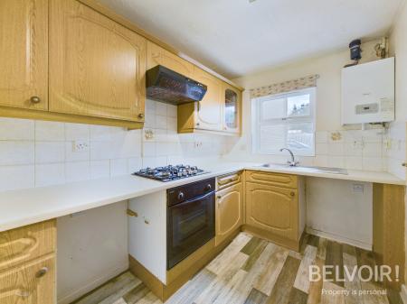 2 bedroom Town house to let in Chestnut Grove, Stone, ST15