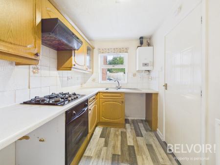 2 bedroom Town house to let in Chestnut Grove, Stone, ST15