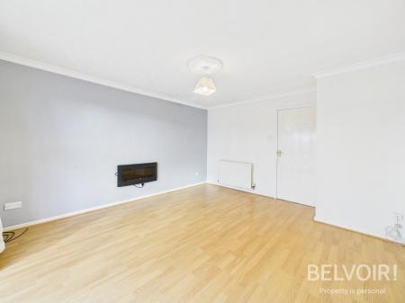 2 bedroom Town house to let in Chestnut Grove, Stone, ST15