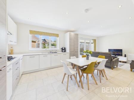 4 bedroom Detached house for sale in Audlem Road, Stafford, ST18