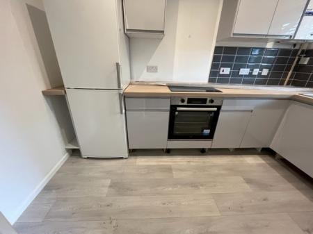 2 bedroom Semi-detached house to let in Dale View Court, Fulford, ST11