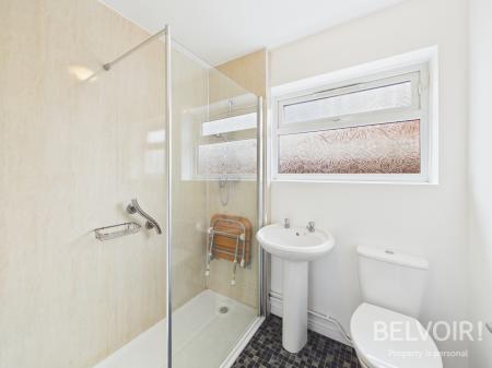 2 bedroom Bungalow for sale in Balmoral Close, Stoke On Trent, ST4