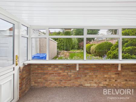 2 bedroom Bungalow for sale in Balmoral Close, Stoke On Trent, ST4