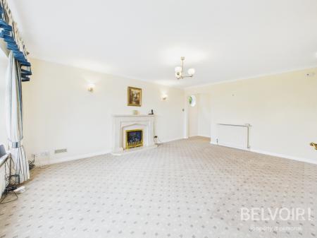 4 bedroom Detached house for sale in New Close Avenue, Forsbrook, Stoke On Trent, ST11