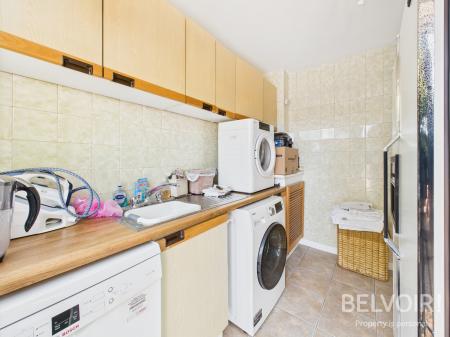 4 bedroom Detached house for sale in New Close Avenue, Forsbrook, Stoke On Trent, ST11