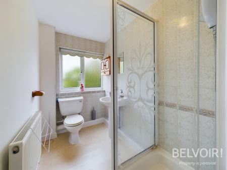 2 bedroom Terraced House to let in The Hempbutts, Stone, ST15