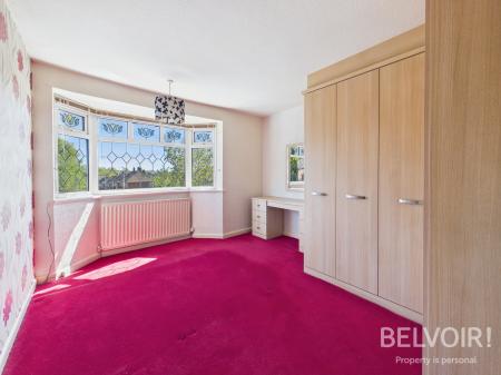 3 bedroom Town house for sale in Ashlands Road, Newcastle Under Lyme, ST4