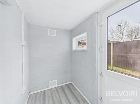 2 bedroom Terraced House to let in The Hempbutts, Stone, ST15