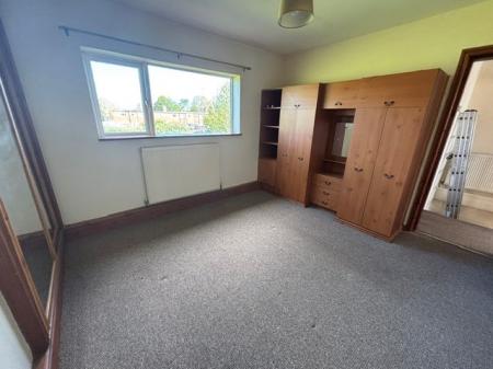 1 bedroom Flat to let in Green Close, Walton, Stone, ST15