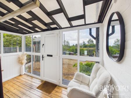 2 bedroom Cottage for sale in Monument Lane, Tittensor, ST12