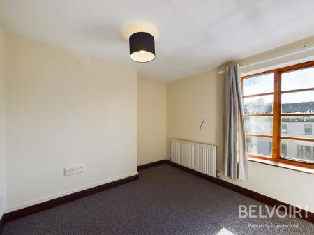 3 bedroom Terraced House to let in Newcastle Road, Stone, ST15