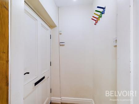 3 bedroom Terraced House to let in Newcastle Road, Stone, ST15