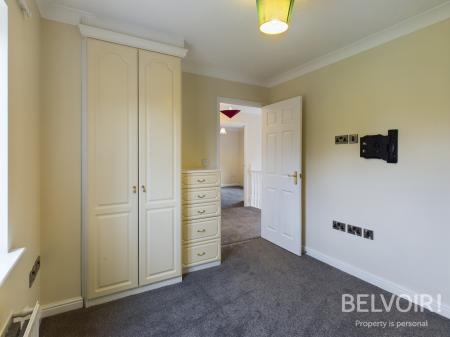 4 bedroom Detached house to let in Harecastle Bank, Meaford, Stone, ST15