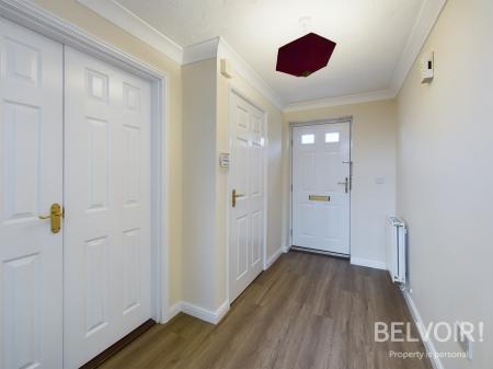 4 bedroom Detached house to let in Harecastle Bank, Meaford, Stone, ST15